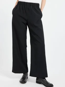 A Punto B - P1798 Trousers in Black