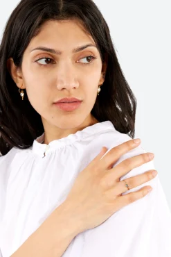 Alix D. Reynis - Isis Ring