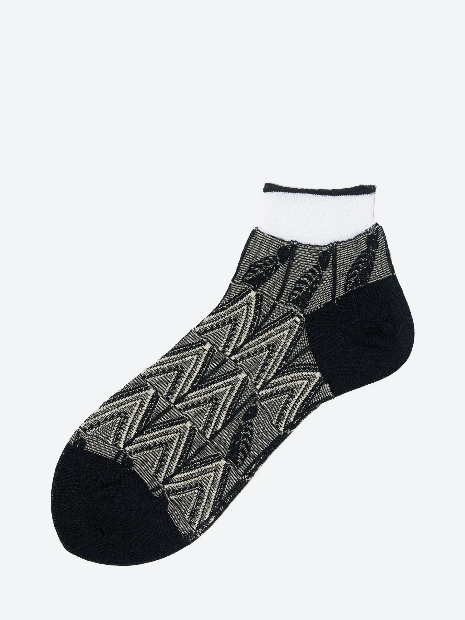 Antipast - Leaf Bird Short Socks in Black