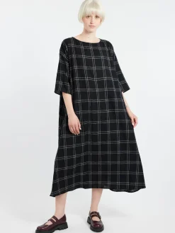 ApuntoB - P1600 Dress in Black