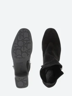 Arche - Teora Teozzi in Noir