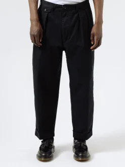 BEAMS PLUS - 2 Pleat Chino in Black