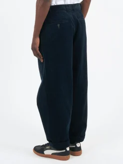 BEAMS PLUS - 2 Pleat Corduroy Pants in Navy