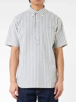 BEAMS PLUS - Seersucker Pullover Short Sleeve Button Down Shirt in Stripe