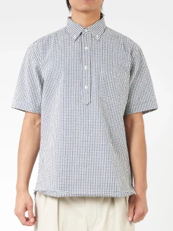 BEAMS PLUS - Seersucker Pullover Short Sleeve Button Down Shirt in Gingham