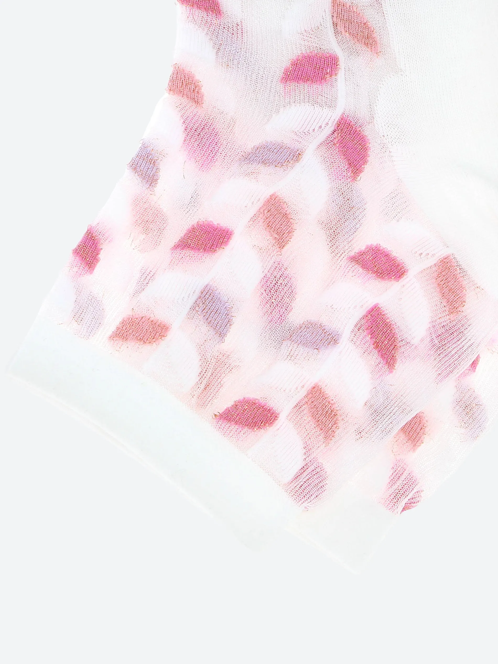 Bleuforêt - Short Sheer Leaf Socks in White and Pink