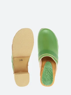 Bosabo - Anna Clogs in Verte Pomme Vegetal