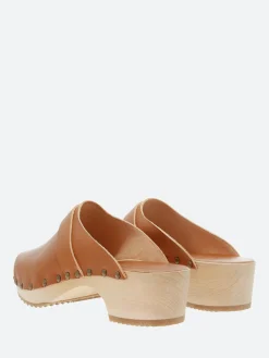 Bosabo - Complice Clogs in Doe Vegetal