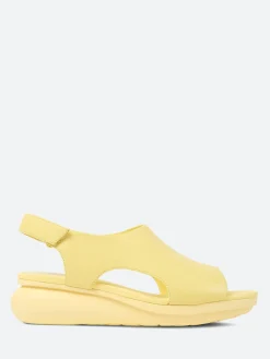 Camper - Balloon Cut-Out Sandal in Yellow
