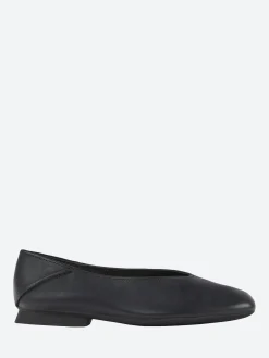 Camper - Casi Myra Ballerina Flats in Black