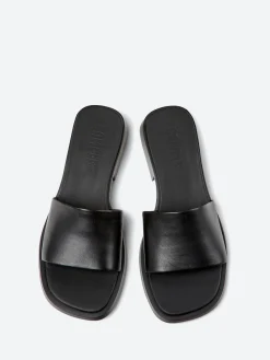 Camper - Dana Sandals in Black