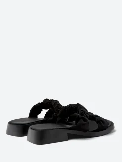 Camper - Dana Sandals in Black