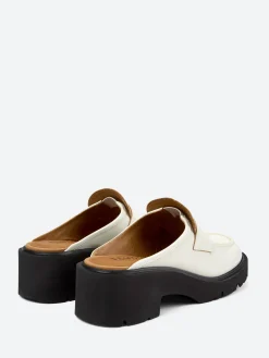 Camper - Milah Clogs in White