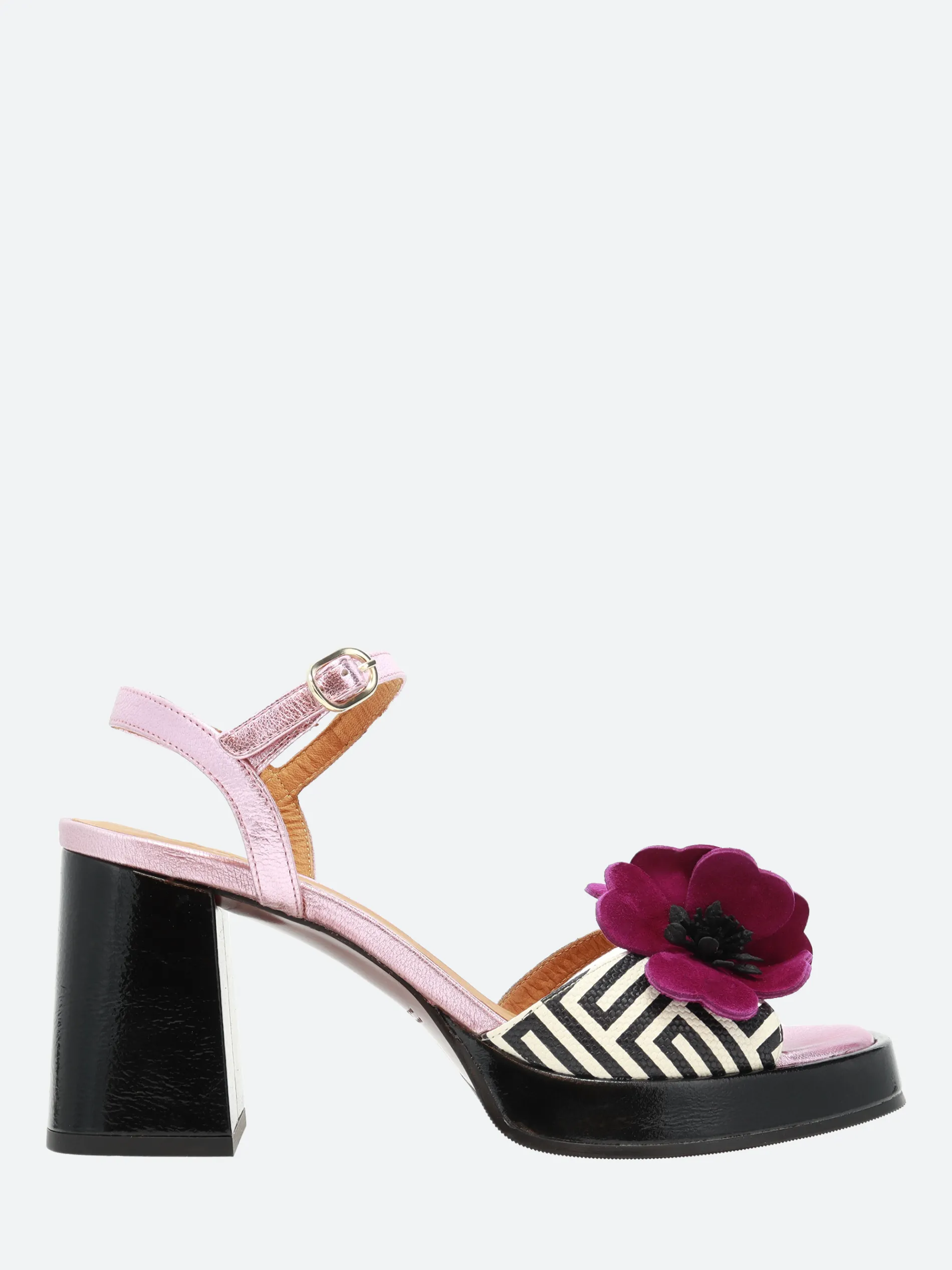 Chie Mihara - Nassun in Disco and Silver Citroen