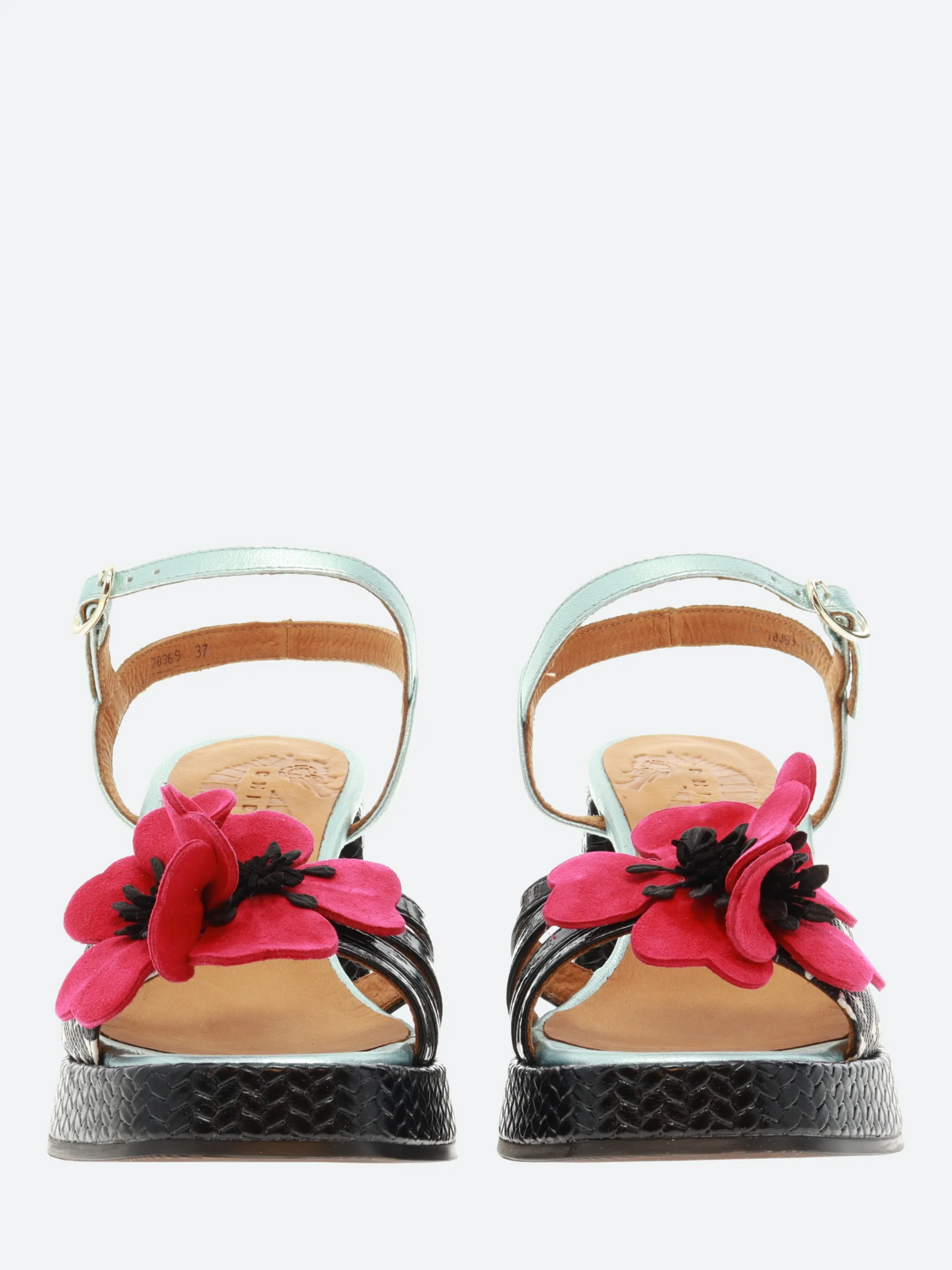 Chie Mihara - Nassun in Pop and Black