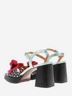 Chie Mihara - Nassun in Pop and Black