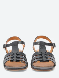 Chie Mihara - Quelin in Black Sandonis