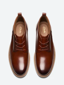 Clarks - Aldwin Chukka Boot in Mid Tan