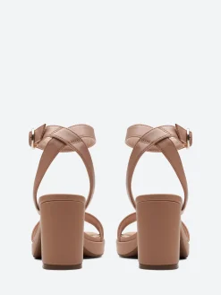 Clarks - Ambrylyn Bay in Warm Beige
