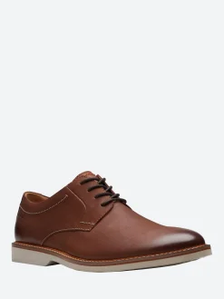 Clarks - Atticus Lt Lace in Dark Tan