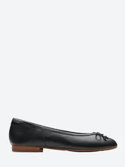 Clarks - Fawna Lily in Black