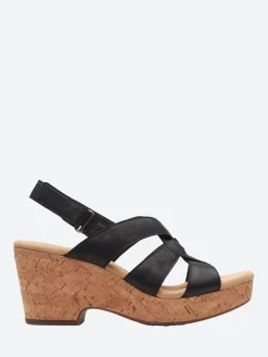 Clarks - Giselle Beach in Black Leather