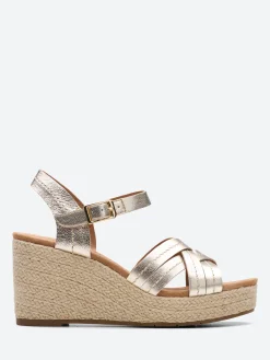 Clarks - Sabina Strap in Champagne