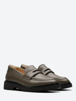 Clarks - Splend Edge Loafer in Dark Olive