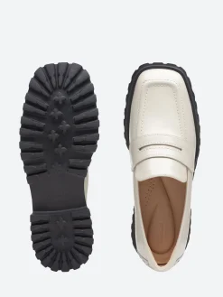 Clarks - Stayso Edge Loafer in Ivory Leather