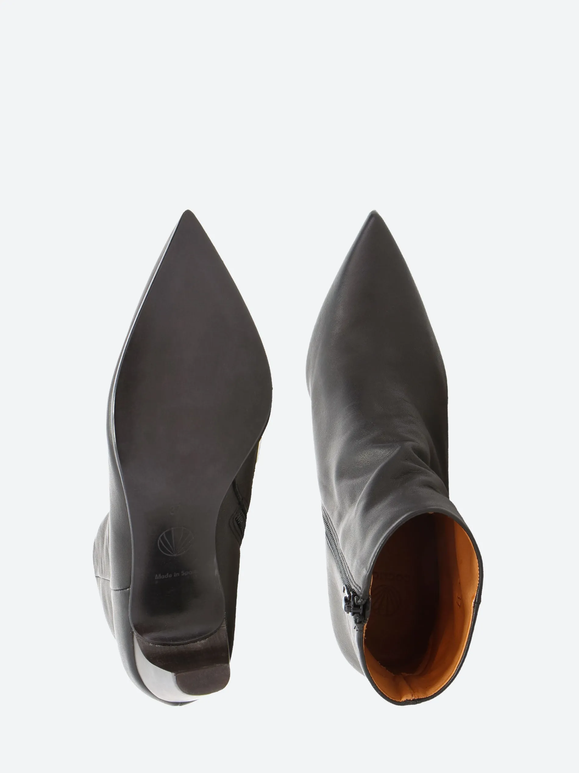 Coclico - Plato in Black Savanna