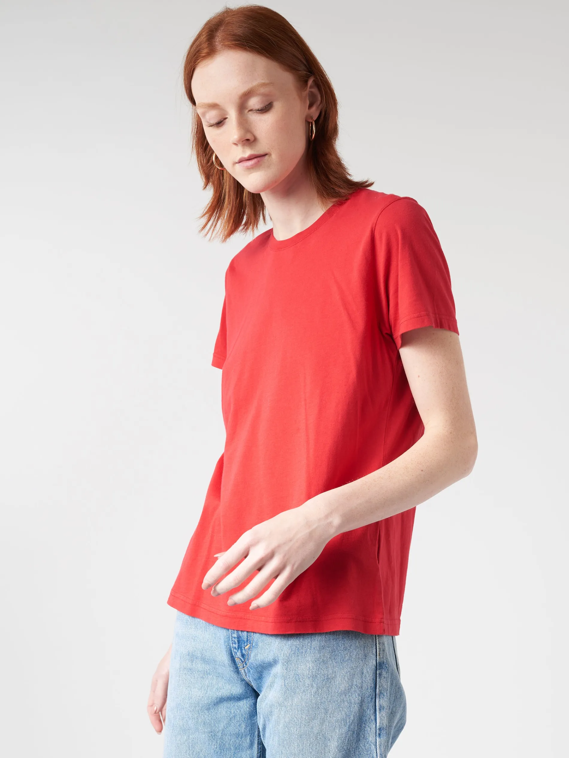 Colorful Standard - Women Light Organic Tee in Scarlet Red