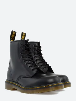 Dr. Martens - 1460 in Black Smooth Leather