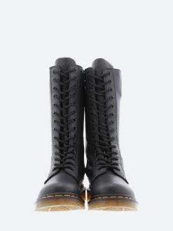 Dr. Martens - 1B99 in Black Virginia