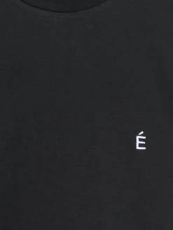 Etudes - Award in Black