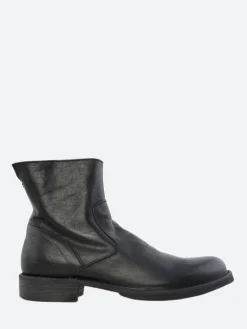 Fiorentini + Baker - 709 Eternity in Nero Cusna