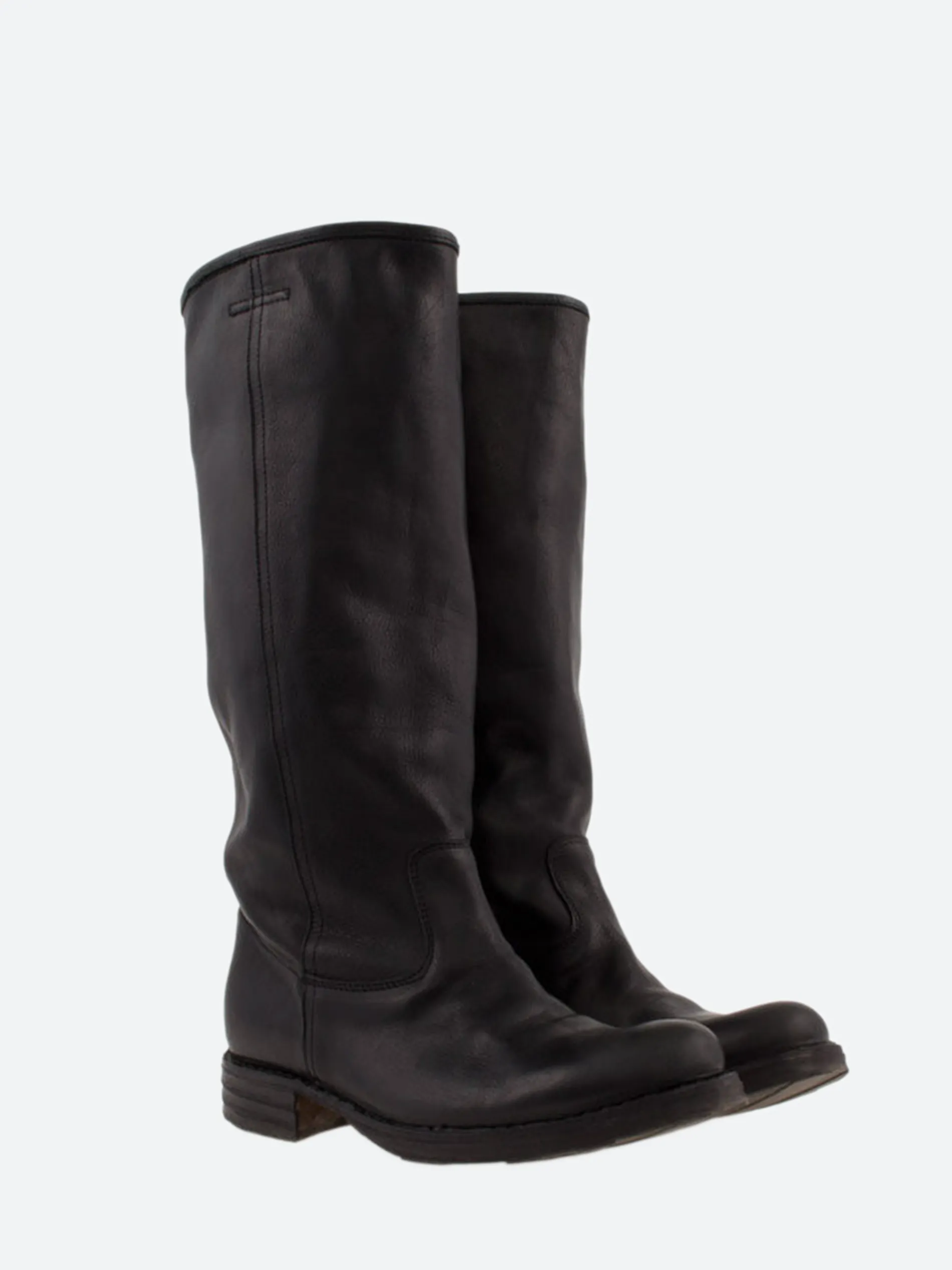 Fiorentini + Baker - 7460 Eternity in Nero Cusna
