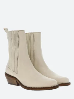 Fiorentini + Baker - Celo Cuban in Cement Cusna