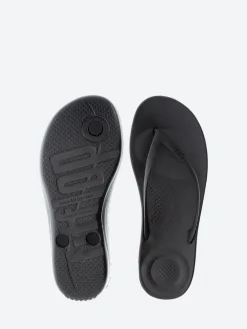 FitFlop - Iqushion in Black