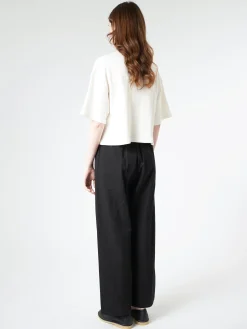 Girls of Dust - Big T Cropped in Off White