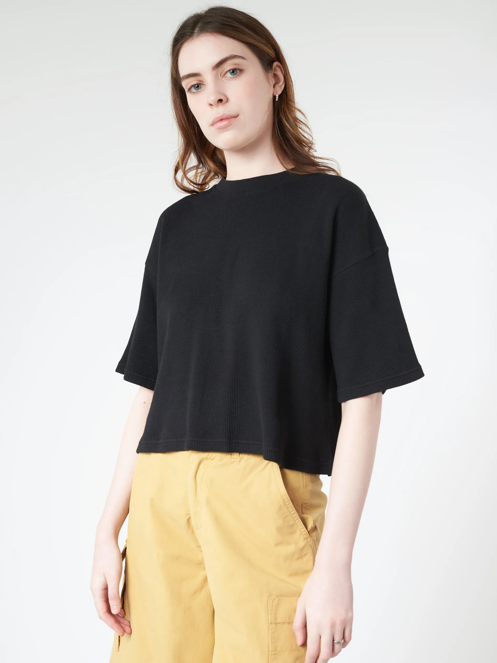 Girls of Dust - Big T Cropped in Black