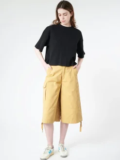 Girls of Dust - Big T Cropped in Black