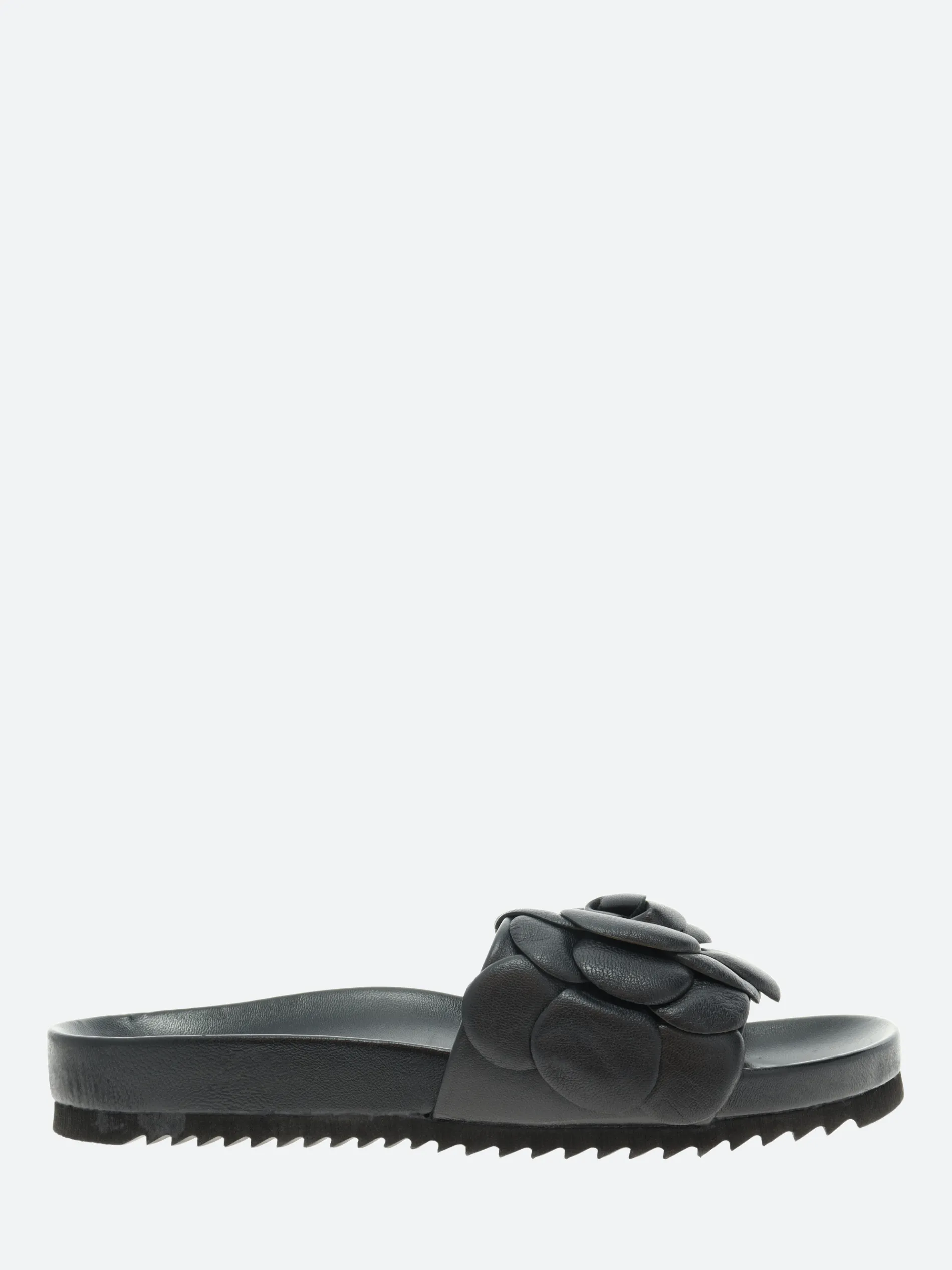 gravitypope - Anata Slide Sandals in Nero Nappa