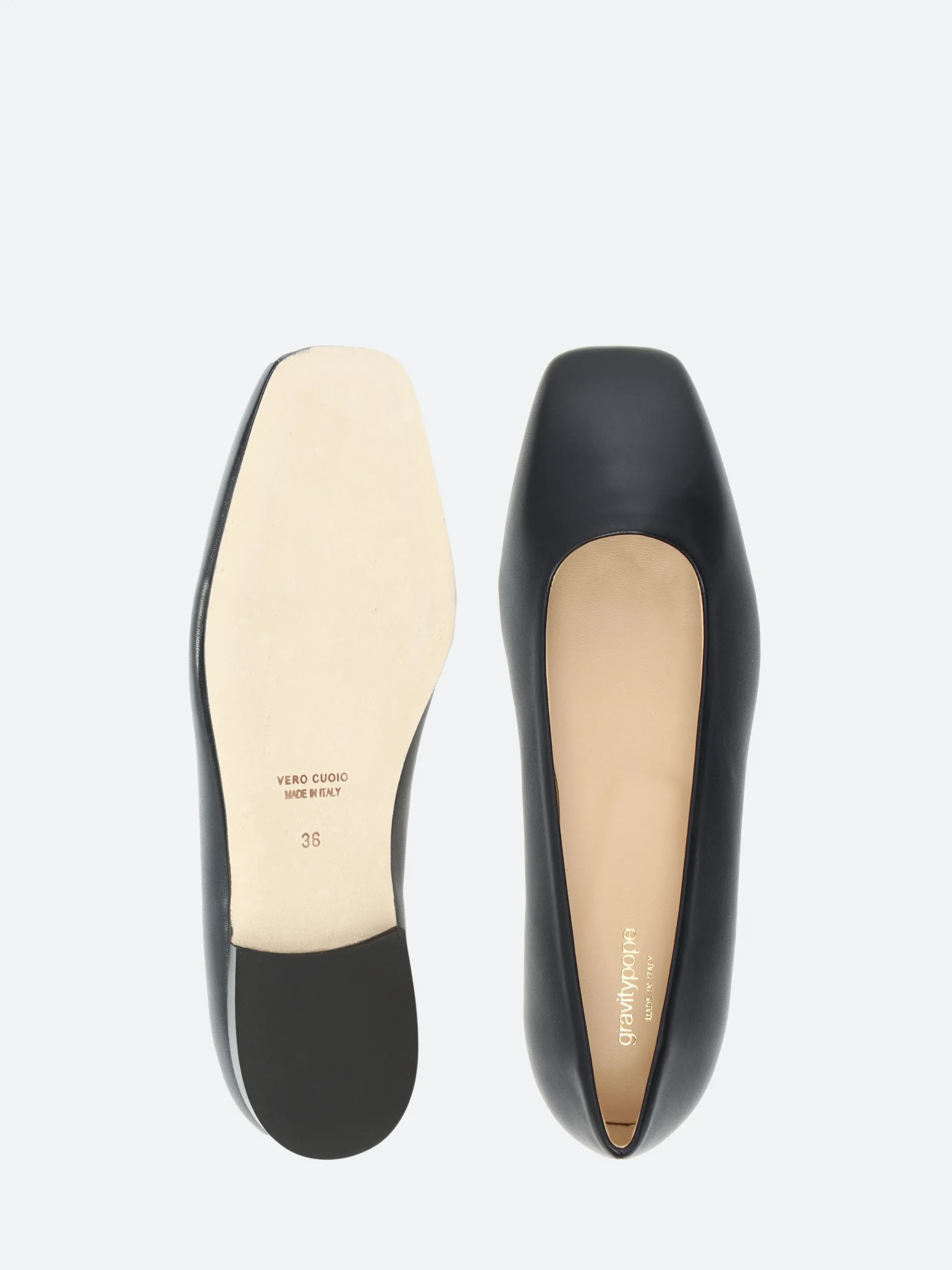 gravitypope - Betty in Black Nappa