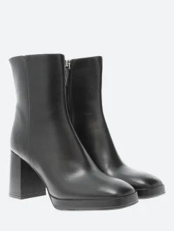 gravitypope - Grizel Ankle Boots in Nero Vitello