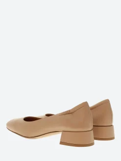 gravitypope - Nadia in Nude Nappa Leather