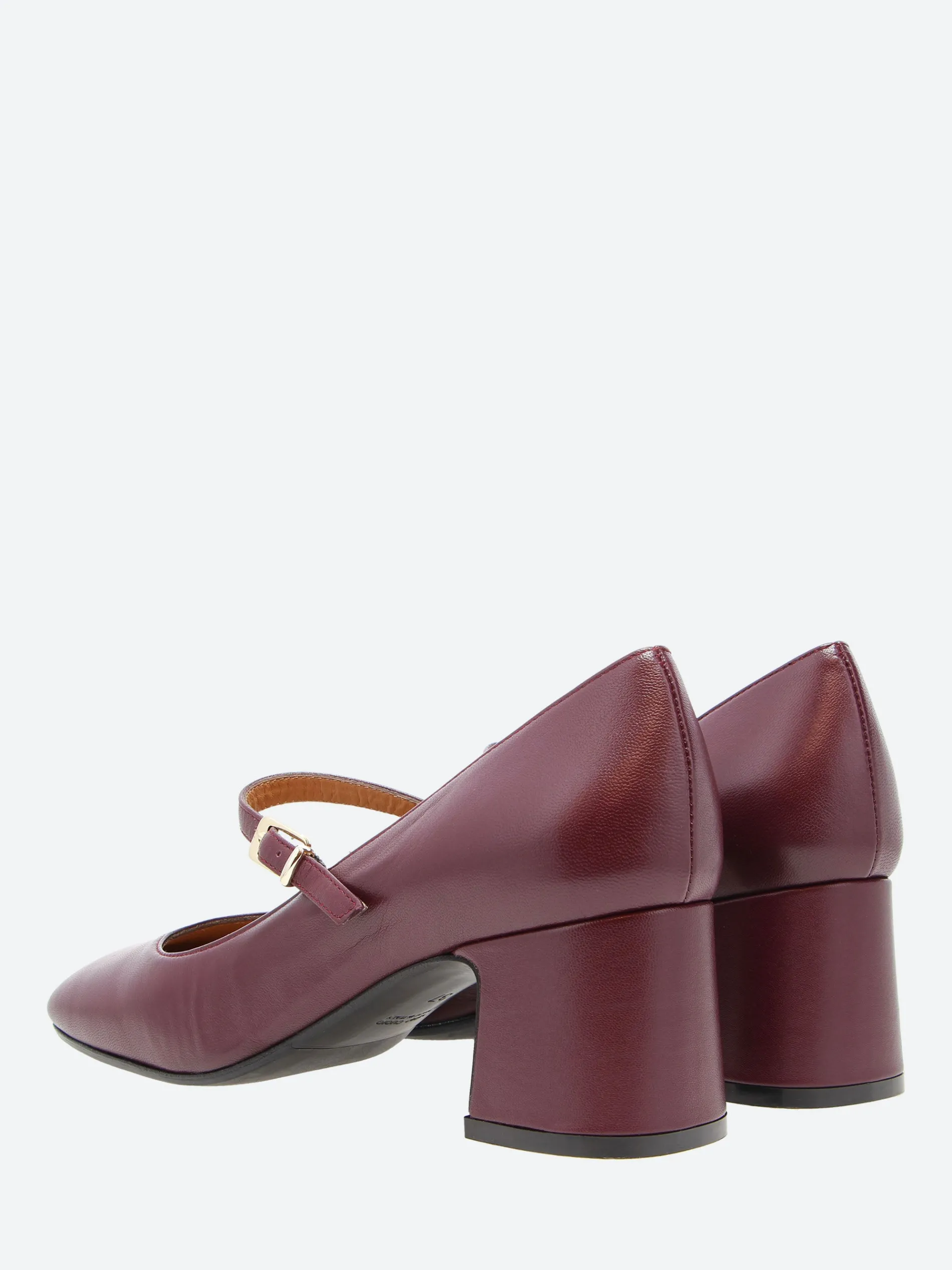 gravitypope - Nadima in Bordeaux Nappa