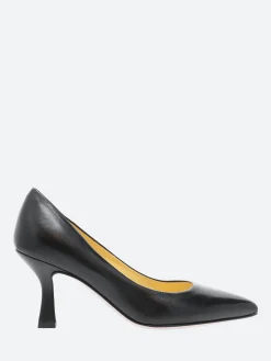 gravitypope - Nadio Pointed Toe Pumps in Nero Nappa