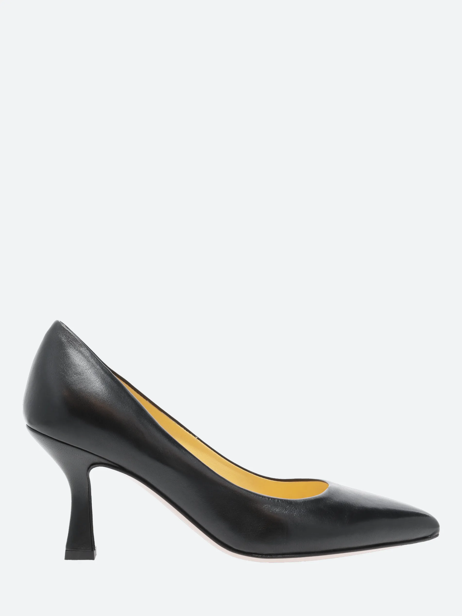 gravitypope - Nadio Pointed Toe Pumps in Nero Nappa