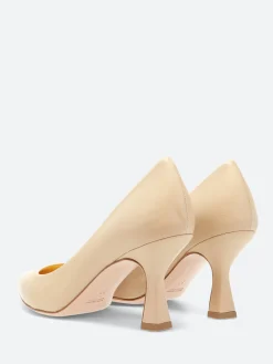 gravitypope - Nadio Pumps in Fondotina