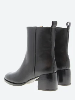 gravitypope - Nalita in Nero Nappa